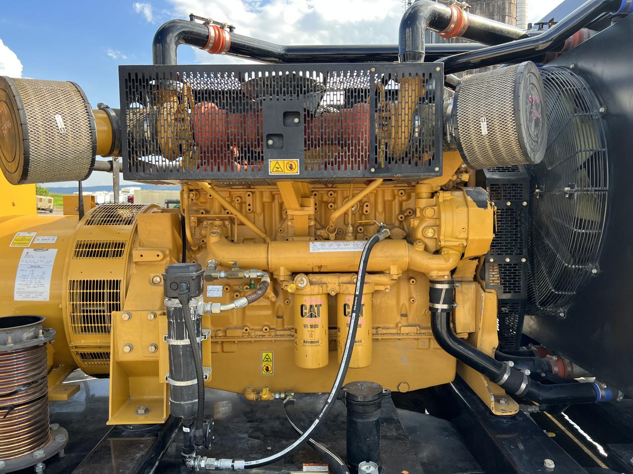 CAT C18 Generator Set 550kW (8)