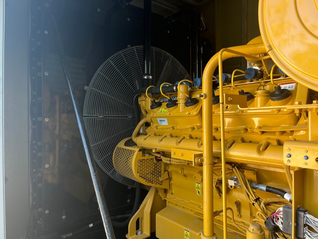 CAT G3412 450kW Generator Set (13)