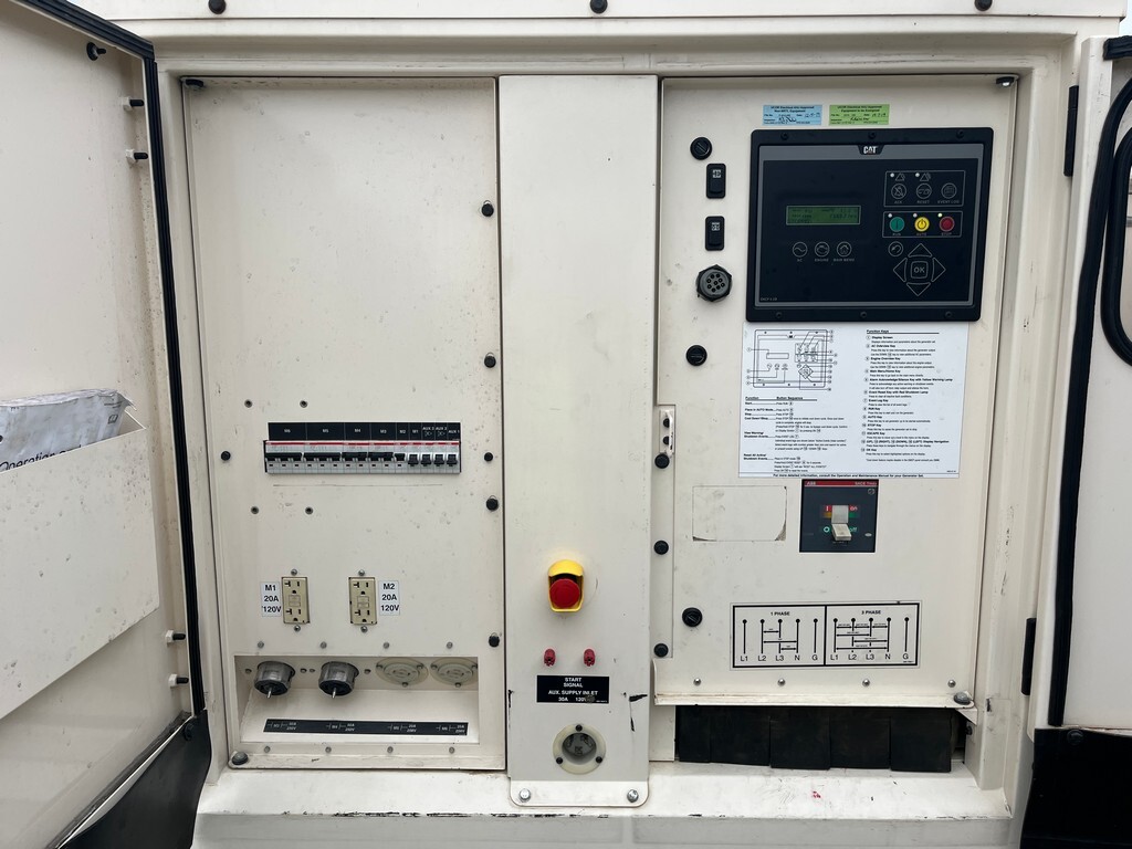 CAT XQ125 Generator Set (16)